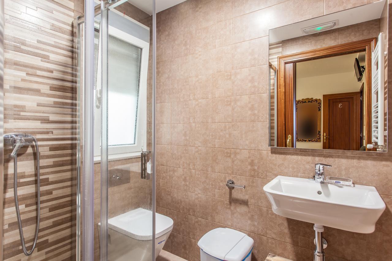O Castelo Hotel Palas de Rei Kültér fotó